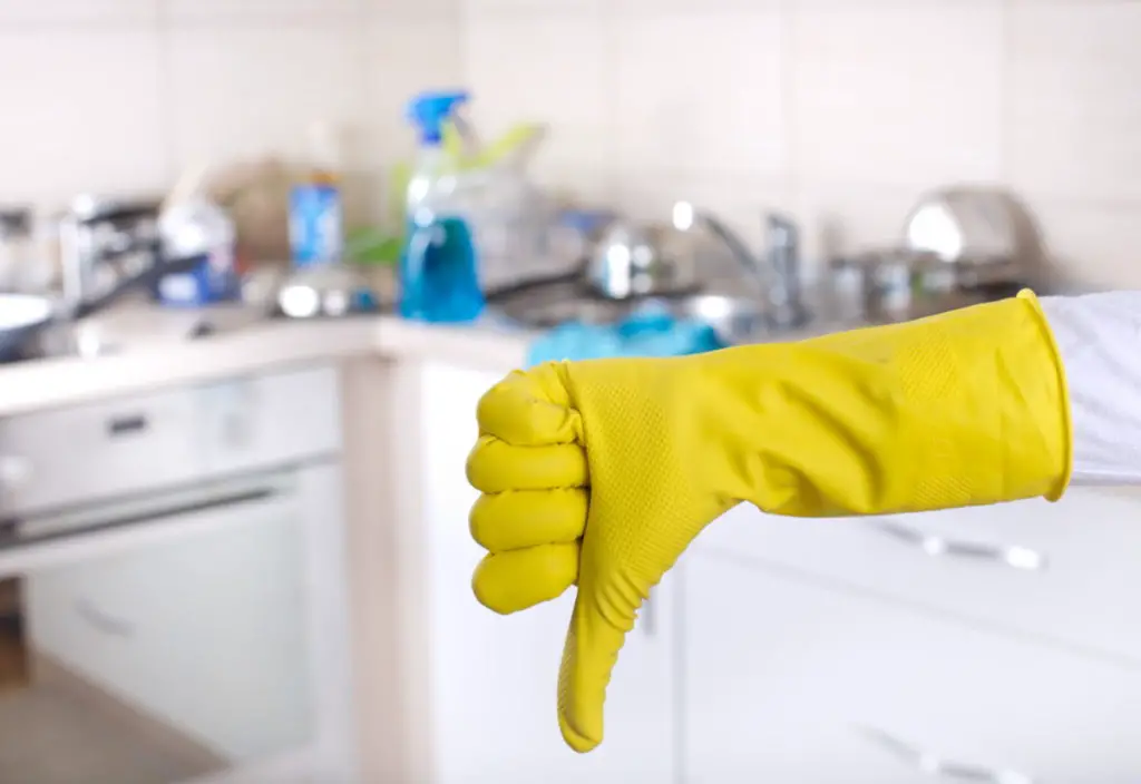 thumbs down - cleaning gloves