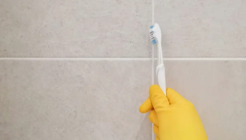 Clean Grout tile